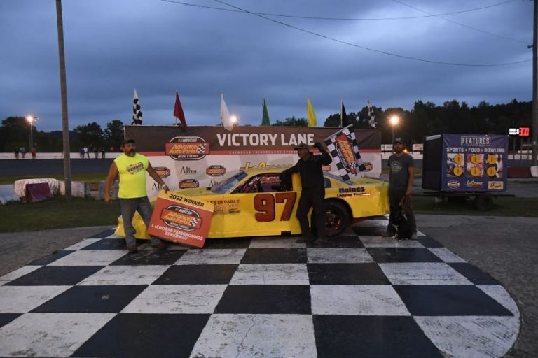 RAIN AND HARD HITS HIGHLIGHT TRAILER RACE NIGHT AT LACROSSE La Crosse