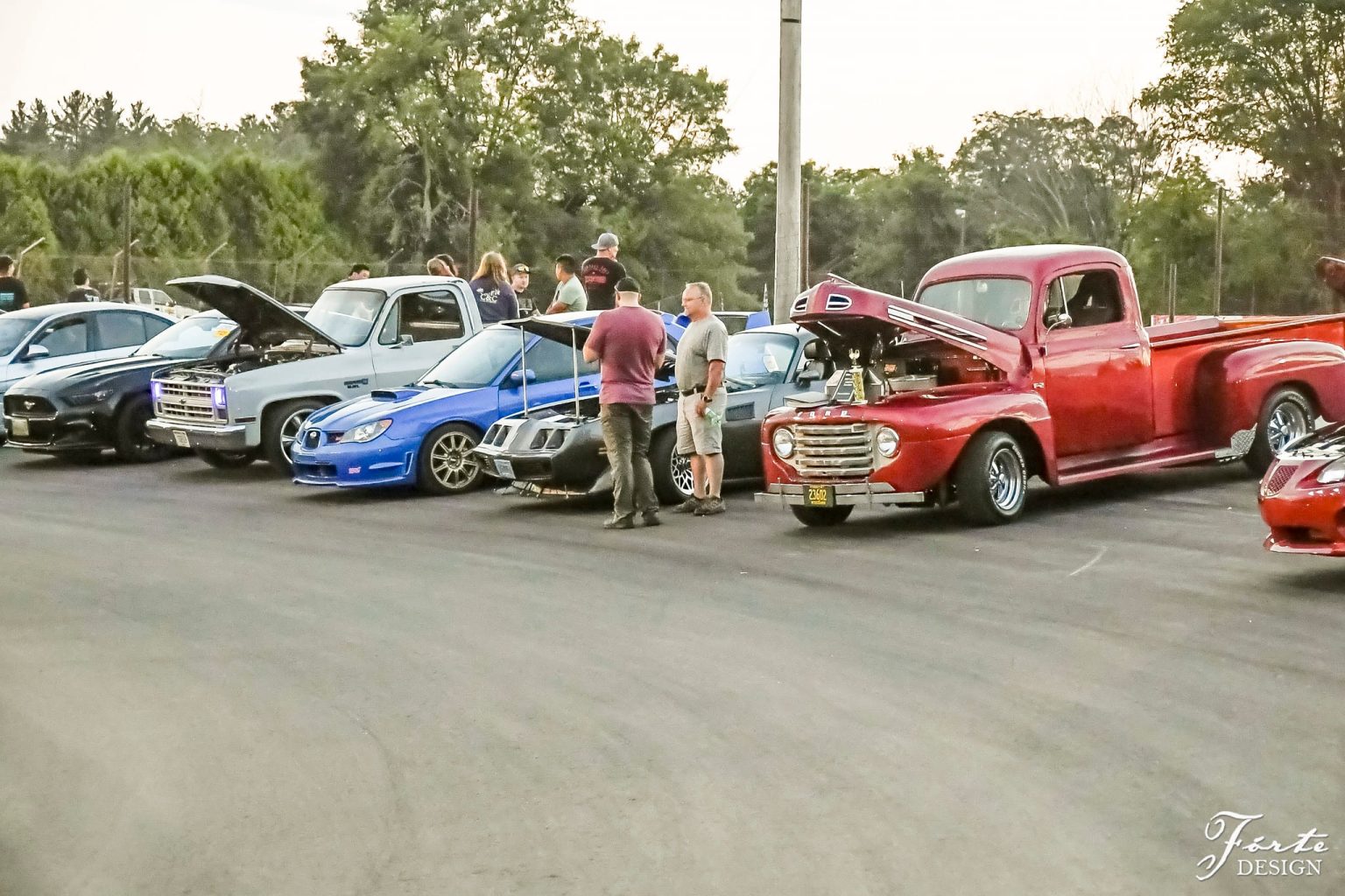 STREET DRAGS THURSDAY AND RACING SATURDAY! La Crosse Speedway