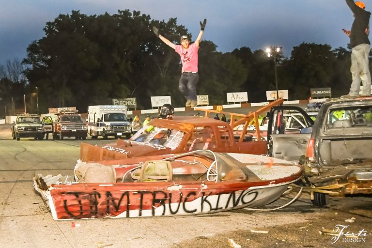 Home La Crosse Speedway